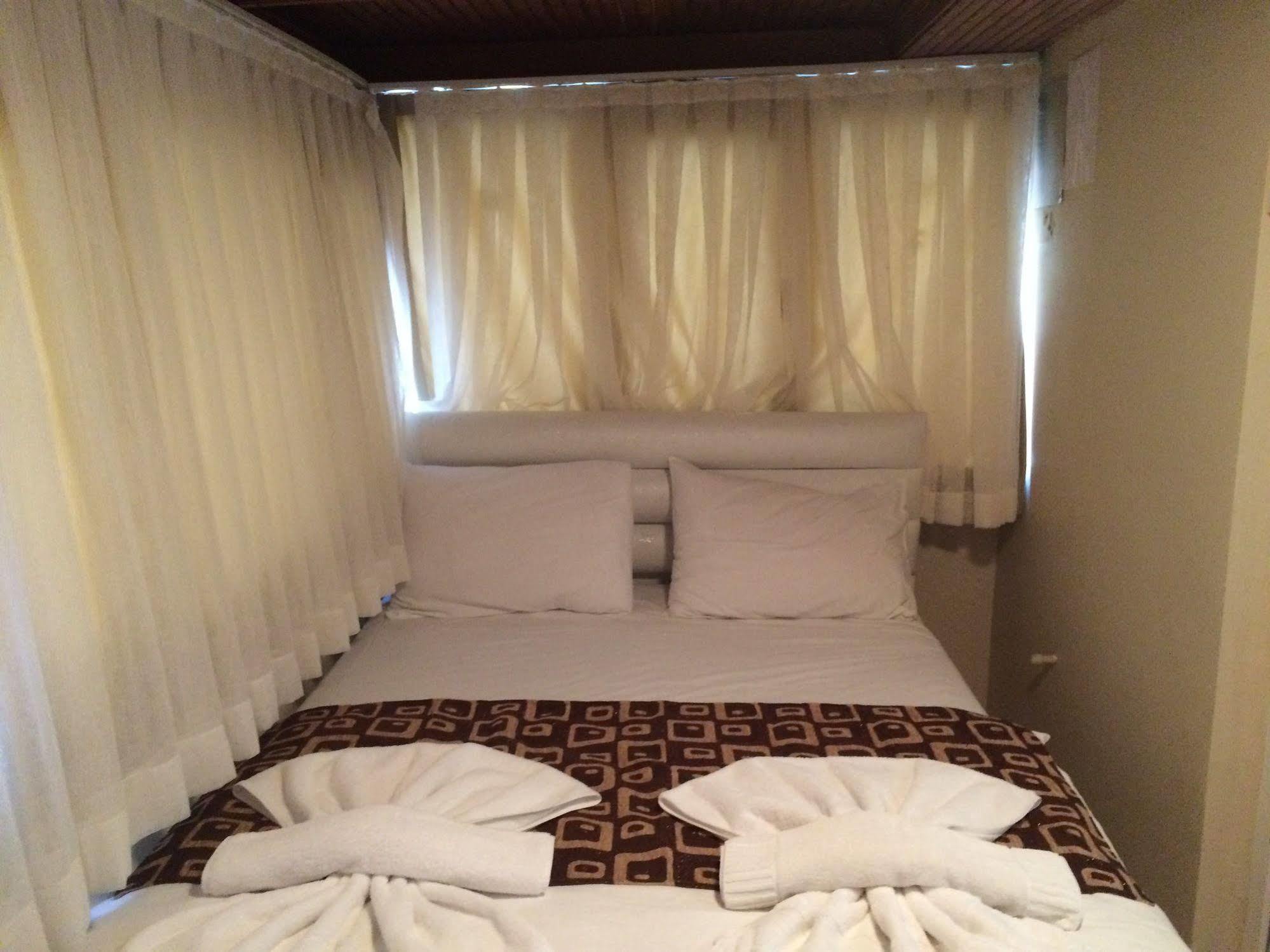 Black Bird Suite Hotel Stambuł Zewnętrze zdjęcie